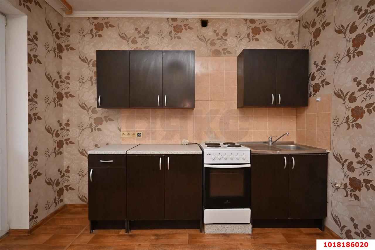 Фото №2: 1-комнатная квартира <span class="whitespace-nowrap">40 м²</span>, <span class="whitespace-nowrap">5/5 эт.</span> - Краснодар, Прикубанский внутригородской округ, мкр. Музыкальный, ул. Агрохимическая, 86