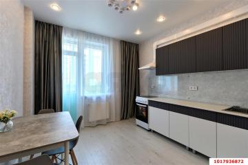 Фото №1: 1-комнатная квартира <span class="whitespace-nowrap">35 м²</span>, <span class="whitespace-nowrap">11/18 эт.</span> - Краснодар, мкр. жилой комплекс Дыхание, ул. Лётчика Позднякова, 2к14