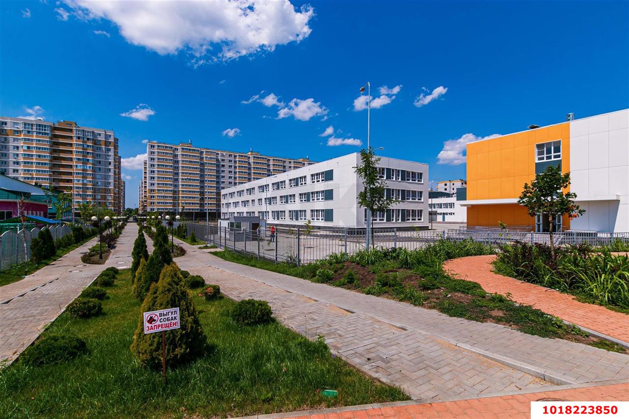 Фото №16: 3-комнатная квартира <span class="whitespace-nowrap">68 м²</span>, <span class="whitespace-nowrap">3/10 эт.</span> - Краснодар, Прикубанский внутригородской округ, Славянский, мкр. Светлоград, ул. Красных Партизан, 1/3к4