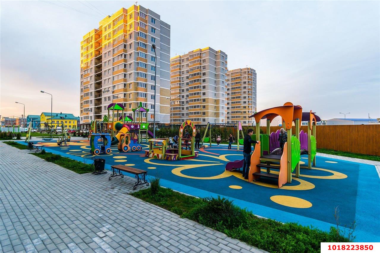 Фото №13: 3-комнатная квартира <span class="whitespace-nowrap">68 м²</span>, <span class="whitespace-nowrap">3/10 эт.</span> - Краснодар, Прикубанский внутригородской округ, Славянский, мкр. Светлоград, ул. Красных Партизан, 1/3к4