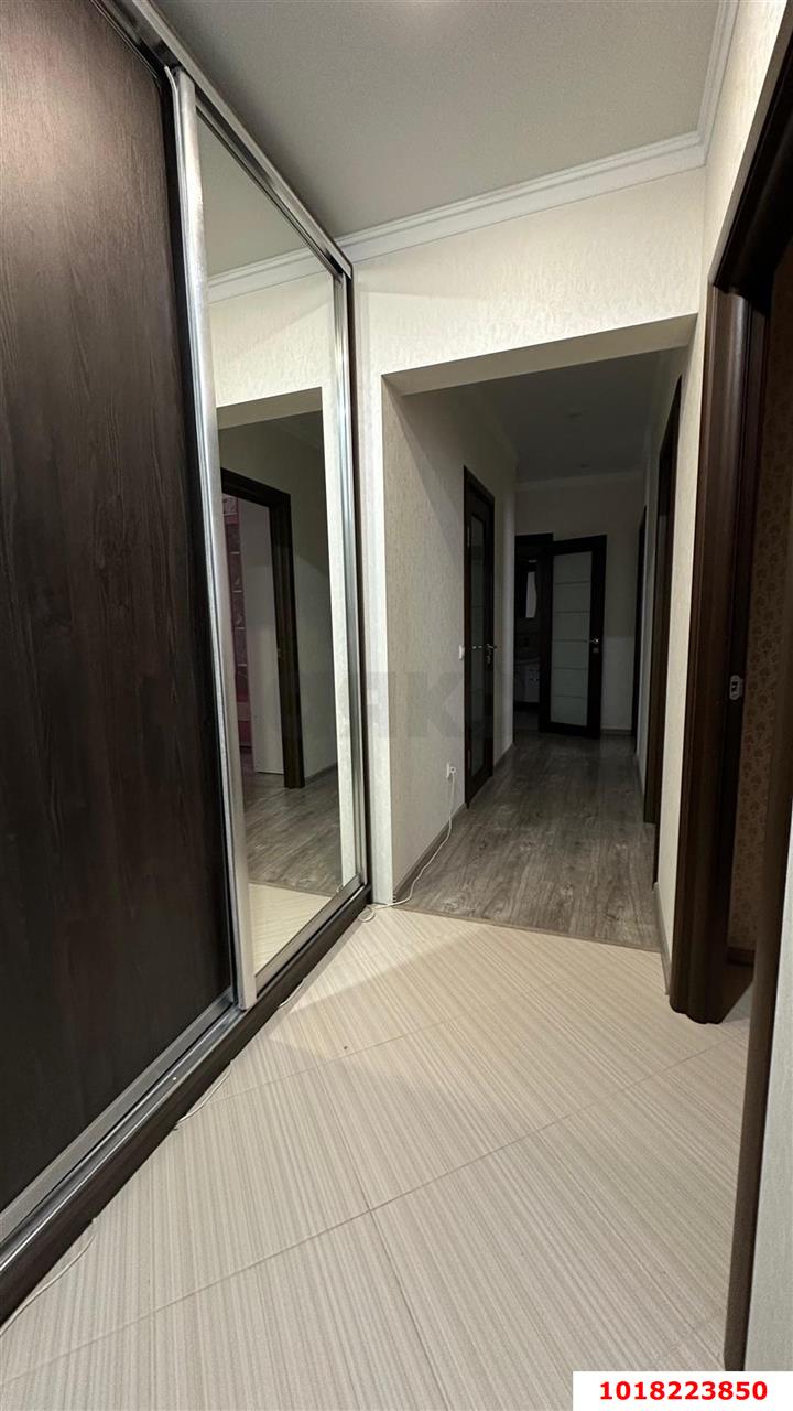 Фото №10: 3-комнатная квартира <span class="whitespace-nowrap">68 м²</span>, <span class="whitespace-nowrap">3/10 эт.</span> - Краснодар, Прикубанский внутригородской округ, Славянский, мкр. Светлоград, ул. Красных Партизан, 1/3к4
