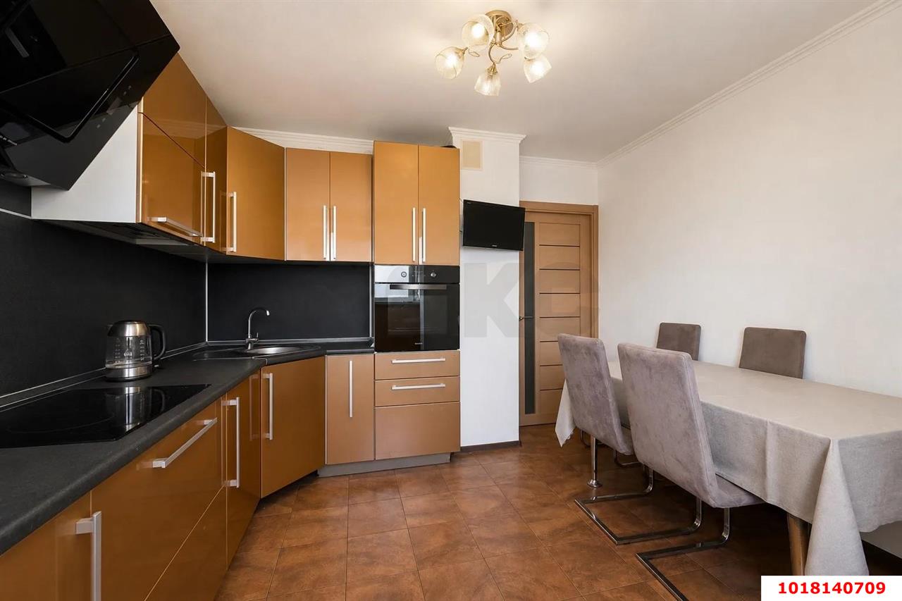 Фото №9: 2-комнатная квартира <span class="whitespace-nowrap">61 м²</span>, <span class="whitespace-nowrap">14/14 эт.</span> - Краснодар, Западный внутригородской округ, мкр. Юбилейный, ул. Рождественская набережная, 41