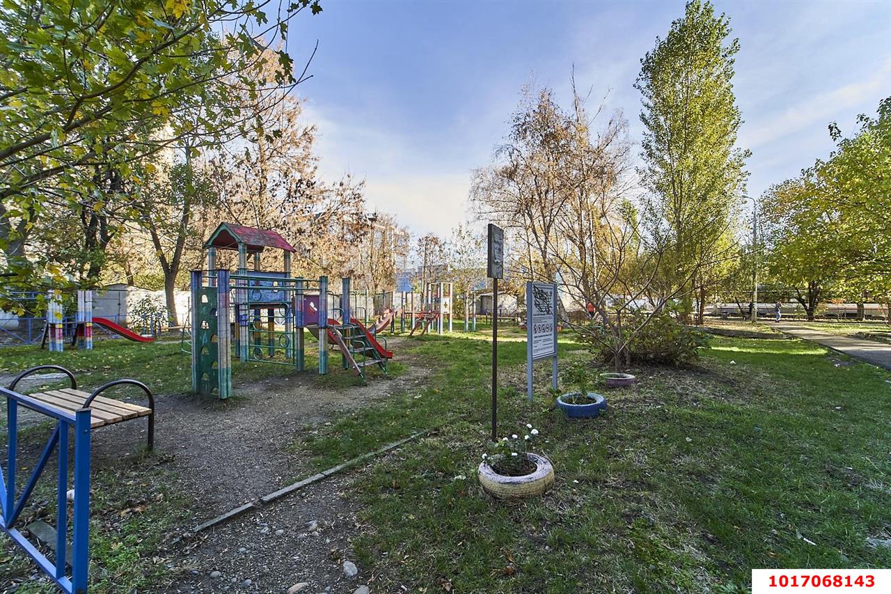 Фото №14: 2-комнатная квартира <span class="whitespace-nowrap">44 м²</span>, <span class="whitespace-nowrap">4/9 эт.</span> - Краснодар, Карасунский внутригородской округ, мкр. Хлопчато-бумажный Комбинат, ул. Стасова, 187