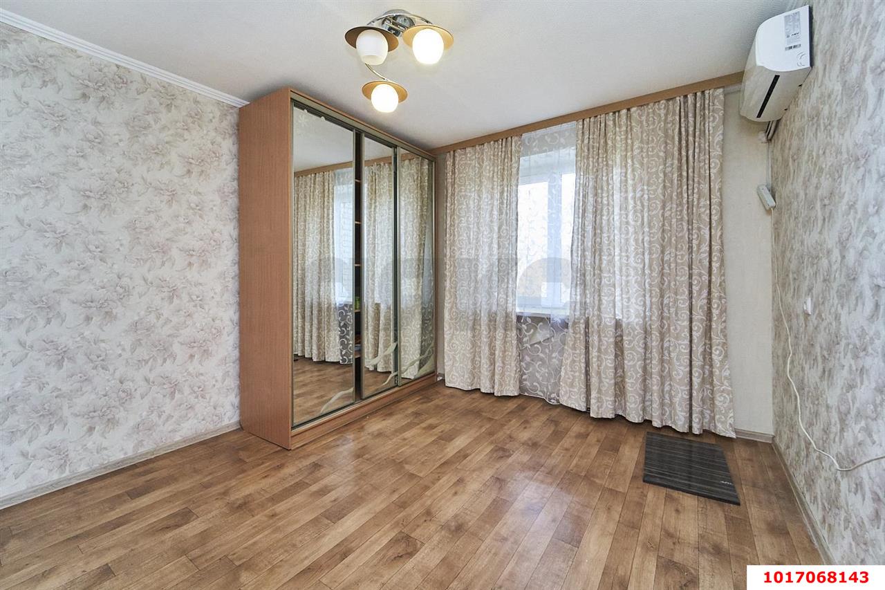 Фото №2: 2-комнатная квартира <span class="whitespace-nowrap">44 м²</span>, <span class="whitespace-nowrap">4/9 эт.</span> - Краснодар, Карасунский внутригородской округ, мкр. Хлопчато-бумажный Комбинат, ул. Стасова, 187