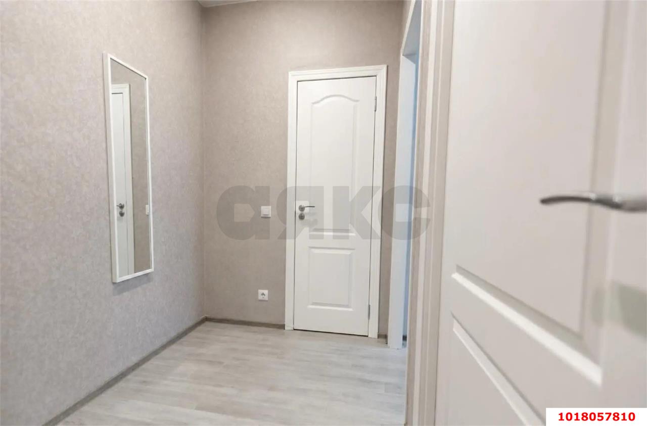 Фото №4: 1-комнатная квартира <span class="whitespace-nowrap">33 м²</span>, <span class="whitespace-nowrap">1/17 эт.</span> - Краснодар, Прикубанский внутригородской округ, Панорама, мкр. ЖК Перспектива, ул. Героев-Разведчиков, 8к2
