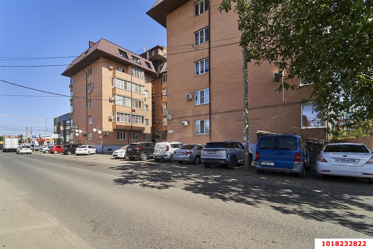 Фото №12: 1-комнатная квартира <span class="whitespace-nowrap">43 м²</span>, <span class="whitespace-nowrap">1/6 эт.</span> - Краснодар, Прикубанский внутригородской округ, Калинино, мкр. Завод Радиоизмерительных Приборов, ул. 1 Мая, 344