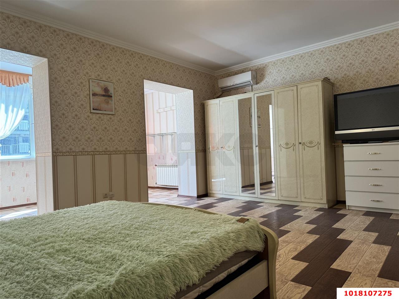 Фото №9: 4-комнатная квартира <span class="whitespace-nowrap">150 м²</span>, <span class="whitespace-nowrap">1/12 эт.</span> - Краснодар, Прикубанский внутригородской округ, Отделение № 1 совхоза Солнечный, мкр. Фестивальный, ул. Яна Полуяна, 2