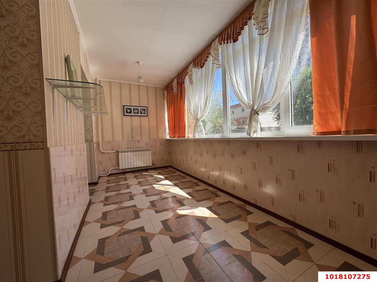 Фото №10: 4-комнатная квартира <span class="whitespace-nowrap">150 м²</span>, <span class="whitespace-nowrap">1/12 эт.</span> - Краснодар, Прикубанский внутригородской округ, Отделение № 1 совхоза Солнечный, мкр. Фестивальный, ул. Яна Полуяна, 2