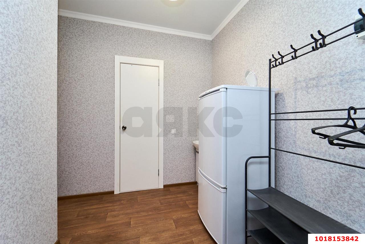 Фото №3: Студия <span class="whitespace-nowrap">28 м²</span>, <span class="whitespace-nowrap">2/6 эт.</span> - Краснодар, мкр. Прикубанский внутригородской округ, ул. Калужская, 20