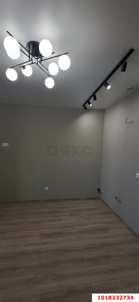 Фото №5: Студия <span class="whitespace-nowrap">34 м²</span>, <span class="whitespace-nowrap">5/18 эт.</span> - Краснодар, Прикубанский внутригородской округ, мкр. Образцово, ул. Адмирала Макарова, 5к4