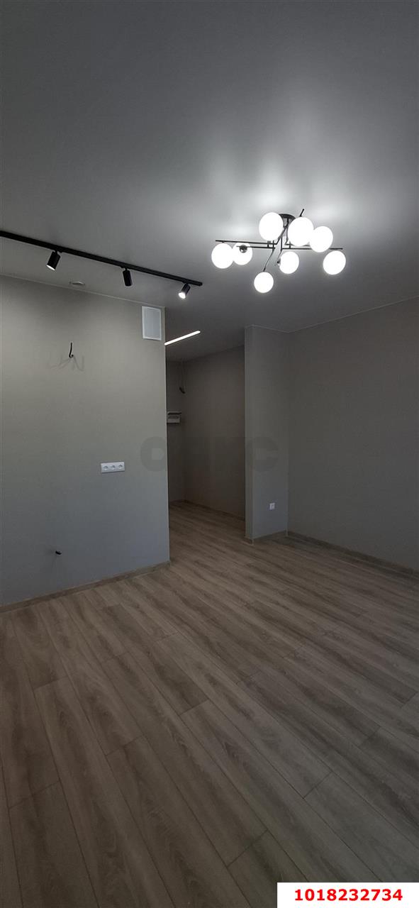 Фото №4: Студия <span class="whitespace-nowrap">34 м²</span>, <span class="whitespace-nowrap">5/18 эт.</span> - Краснодар, Прикубанский внутригородской округ, мкр. Образцово, ул. Адмирала Макарова, 5к4
