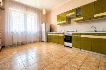 Фото №1: 1-комнатная квартира <span class="whitespace-nowrap">45 м²</span>, <span class="whitespace-nowrap">11/16 эт.</span> - Краснодар, мкр. Фестивальный, ул. Морская, 45