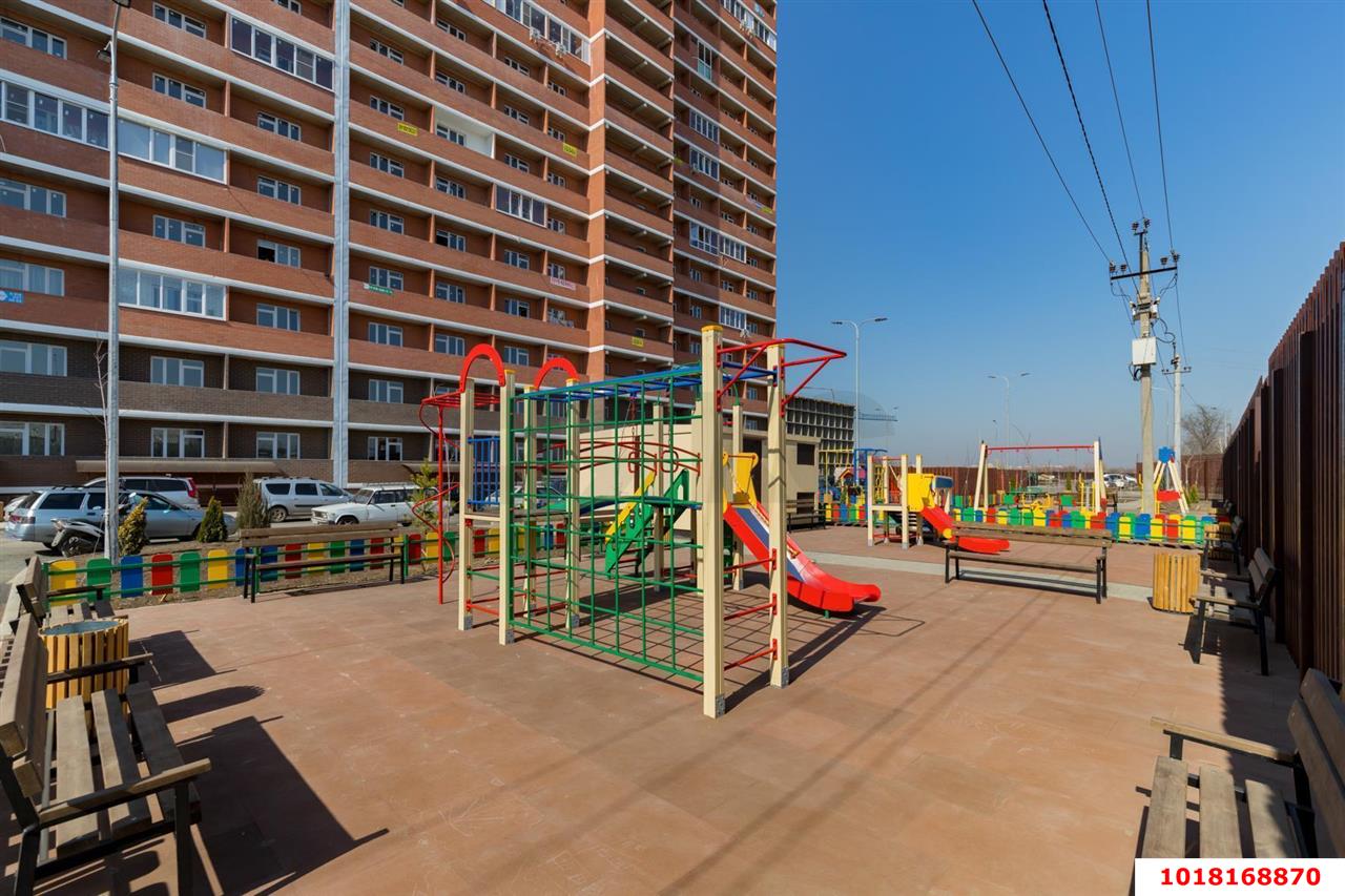 Фото №9: Студия <span class="whitespace-nowrap">30 м²</span>, <span class="whitespace-nowrap">2/16 эт.</span> - Краснодар, Прикубанский внутригородской округ, мкр. Славянский, ул. Заполярная, 45