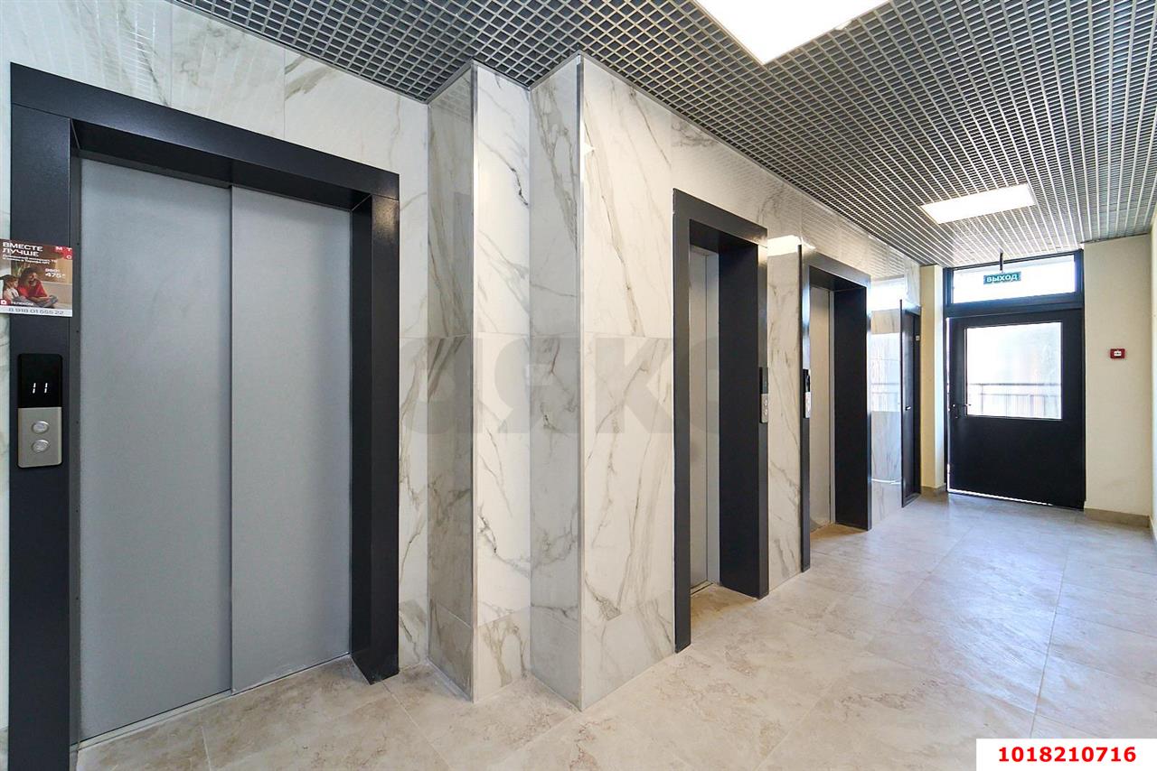 Фото №11: 2-комнатная квартира <span class="whitespace-nowrap">61 м²</span>, <span class="whitespace-nowrap">22/24 эт.</span> - Краснодар, Карасунский внутригородской округ, Камвольно-суконный Комбинат, мкр. ЖК Урал, ул. Уральская, 87/7