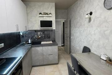 Фото №1: 2-комнатная квартира <span class="whitespace-nowrap">50 м²</span>, <span class="whitespace-nowrap">2/6 эт.</span> - Краснодар, мкр. жилой комплекс Красивый, пер. Топольковый, 13
