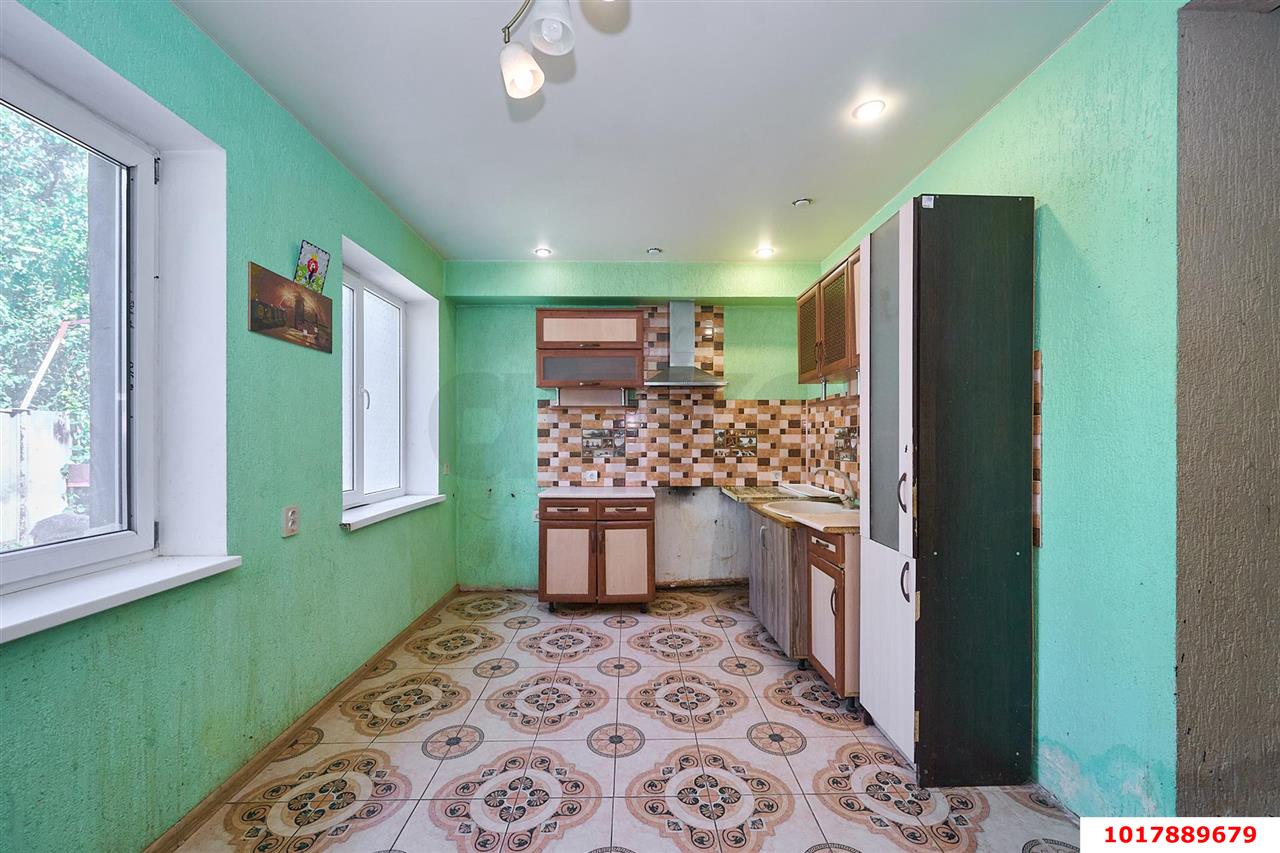 Фото №10: Дом <span class="whitespace-nowrap">196 м²</span> <span class="whitespace-nowrap">+ 4.02 сот.</span>, <span class="whitespace-nowrap">2 эт.</span> - Знаменский, Карасунский внутригородской округ, мкр. СНТ Рассвет, ул. Офицерская, 531