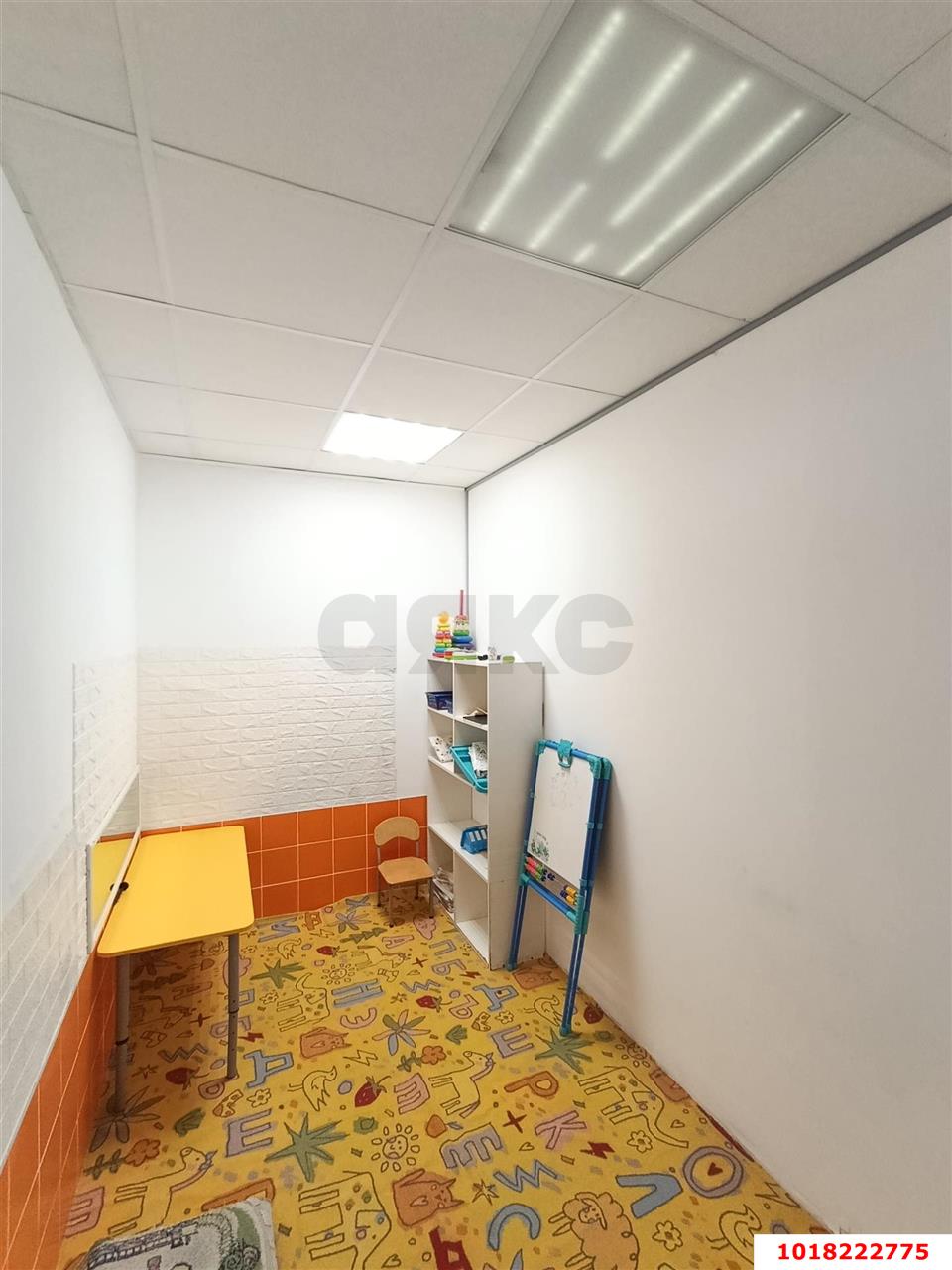 Фото №15: Торговое помещение <span class="whitespace-nowrap">108 м²</span>, <span class="whitespace-nowrap">6 эт.</span> - Краснодар, Прикубанский внутригородской округ, ЖК Лучезарный, мкр. Музыкальный, ул. имени Сергея Есенина, 133