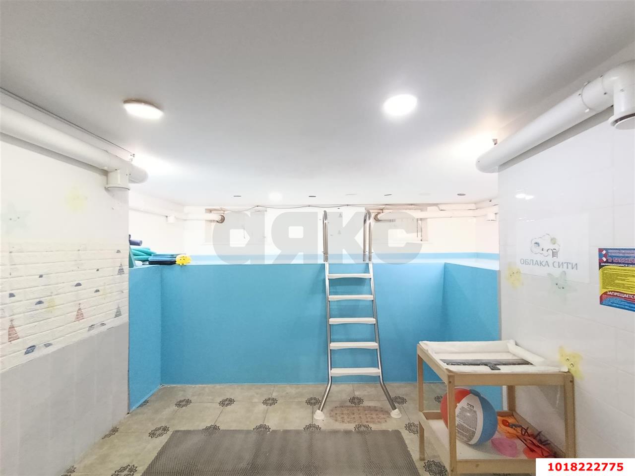 Фото №5: Торговое помещение <span class="whitespace-nowrap">108 м²</span>, <span class="whitespace-nowrap">6 эт.</span> - Краснодар, Прикубанский внутригородской округ, ЖК Лучезарный, мкр. Музыкальный, ул. имени Сергея Есенина, 133