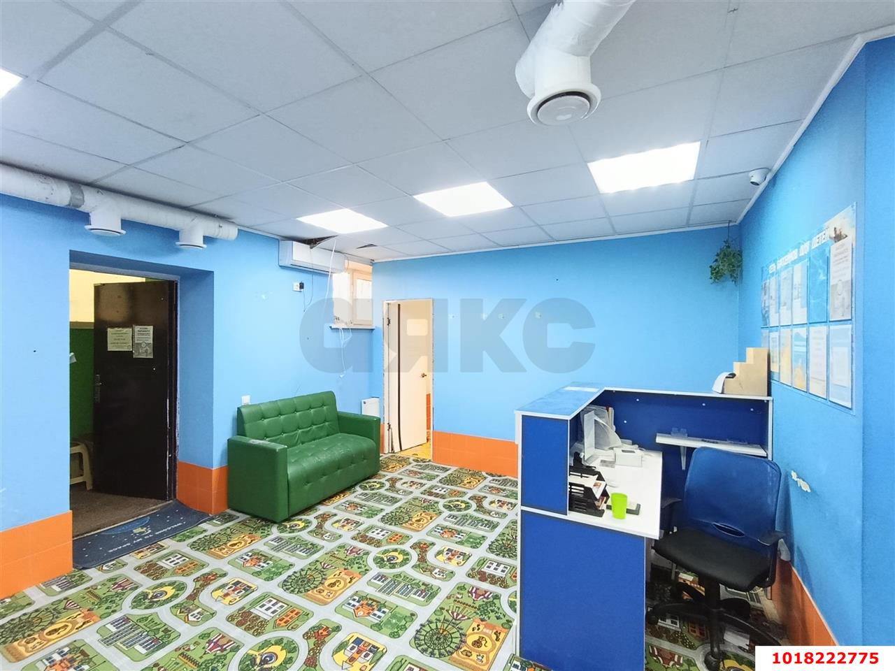 Фото №3: Торговое помещение <span class="whitespace-nowrap">108 м²</span>, <span class="whitespace-nowrap">6 эт.</span> - Краснодар, Прикубанский внутригородской округ, ЖК Лучезарный, мкр. Музыкальный, ул. имени Сергея Есенина, 133
