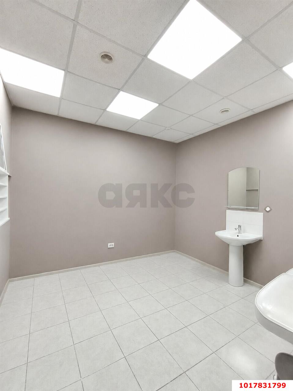 Фото №8: Офисное помещение <span class="whitespace-nowrap">56 м²</span>, <span class="whitespace-nowrap">1/6 эт.</span> - Краснодар, Прикубанский внутригородской округ, мкр. Музыкальный, ул. имени С.В. Рахманинова, 21к1