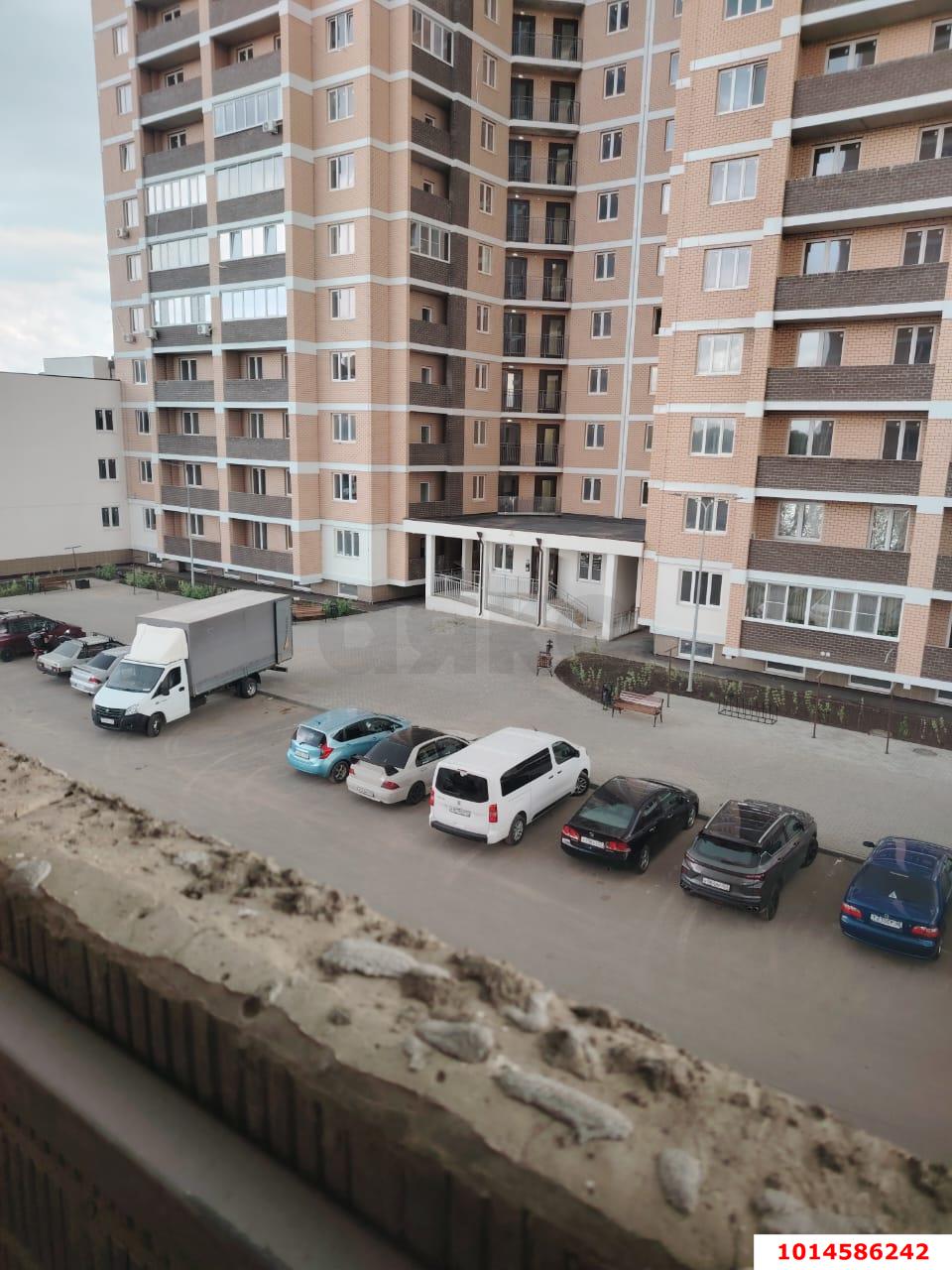 Фото №3: 1-комнатная квартира <span class="whitespace-nowrap">40 м²</span>, <span class="whitespace-nowrap">3/17 эт.</span> - Краснодар, Прикубанский внутригородской округ, Музыкальный, мкр. ЖК Жемчужина, ул. имени Ф.И. Шаляпина, 30/1к1