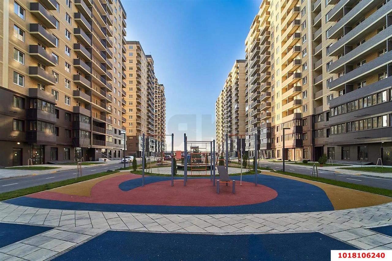 Фото №5: 1-комнатная квартира <span class="whitespace-nowrap">37 м²</span>, <span class="whitespace-nowrap">7/16 эт.</span> - Краснодар, Прикубанский внутригородской округ, мкр. жилой комплекс Ракурс, ул. имени Героя Ростовского, 8к3