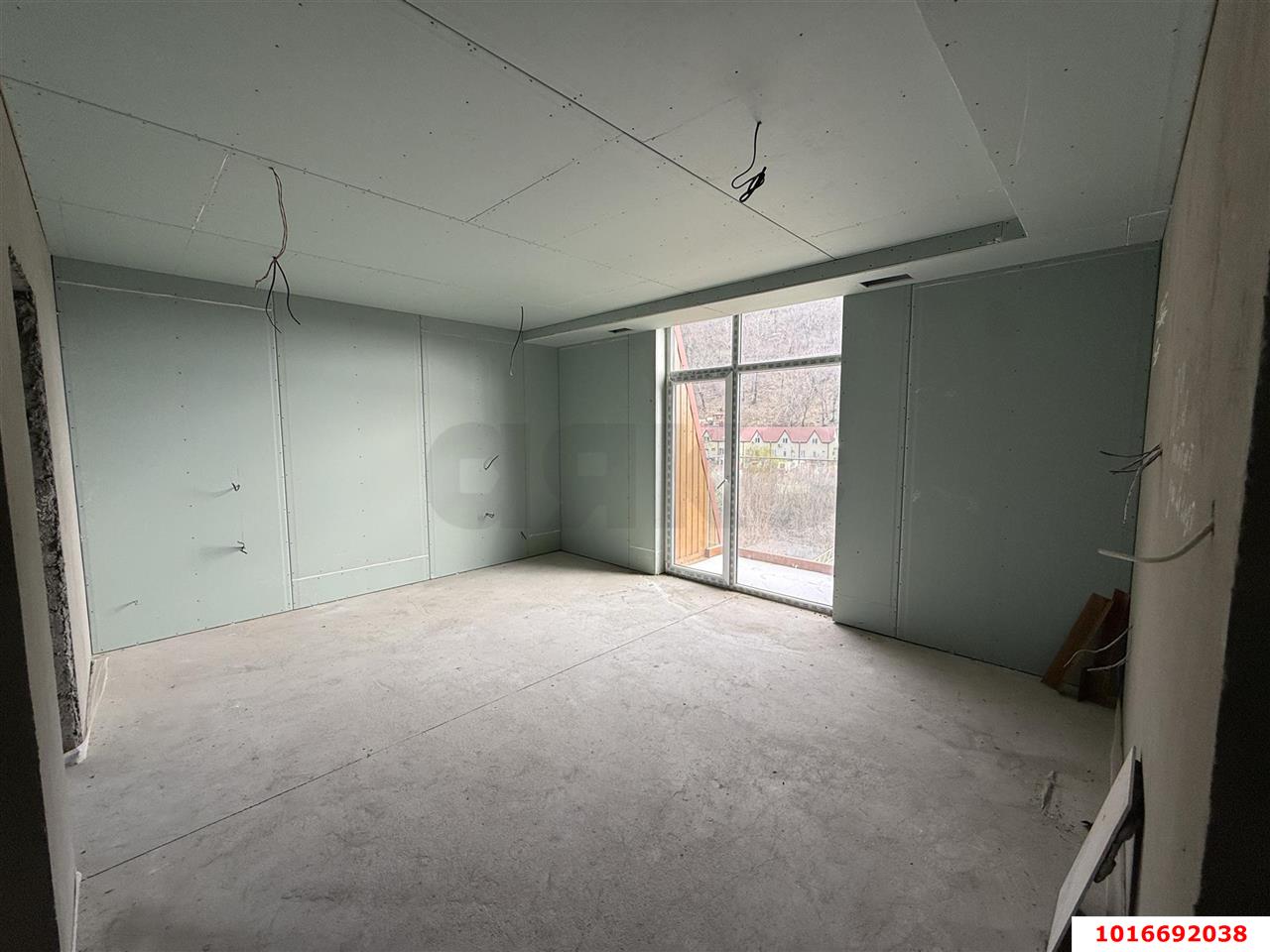 Фото №5: Готовый бизнес <span class="whitespace-nowrap">1410 м²</span>, <span class="whitespace-nowrap">1/4 эт.</span> - Ольгинка, мкр. квартал Кабак, ул. Кубанская, 5