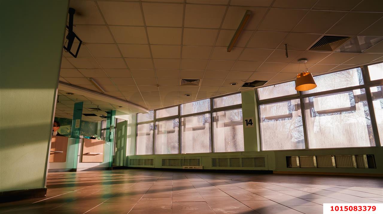 Фото №5: Торговое помещение <span class="whitespace-nowrap">336 м²</span>, <span class="whitespace-nowrap">1/1 эт.</span> - Туапсе, ул. Карла Маркса, 11