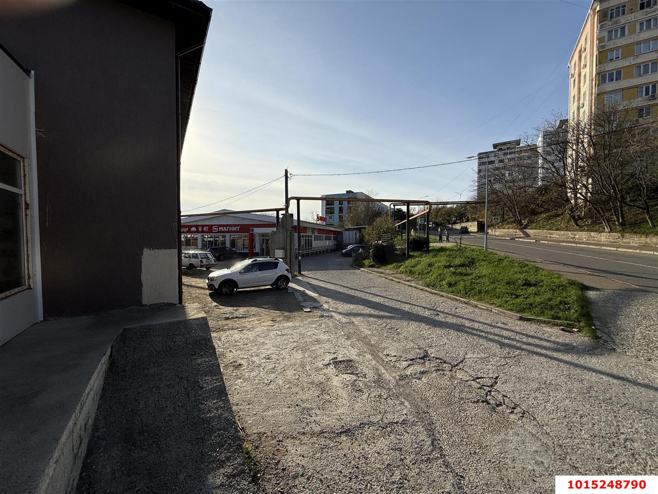 Фото №4: Торговое помещение <span class="whitespace-nowrap">251 м²</span>, <span class="whitespace-nowrap">1/3 эт.</span> - Туапсе, ул. Звёздная, 34В