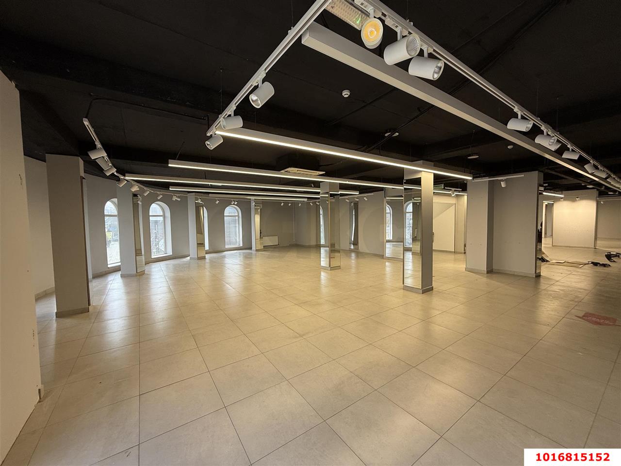 Фото №7: Торговое помещение <span class="whitespace-nowrap">446 м²</span>, <span class="whitespace-nowrap">2/2 эт.</span> - Анапа, ул. Терская, 155