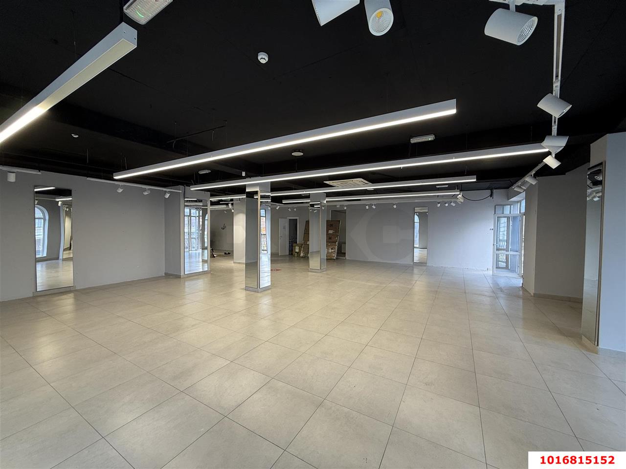 Фото №5: Торговое помещение <span class="whitespace-nowrap">446 м²</span>, <span class="whitespace-nowrap">2/2 эт.</span> - Анапа, ул. Терская, 155
