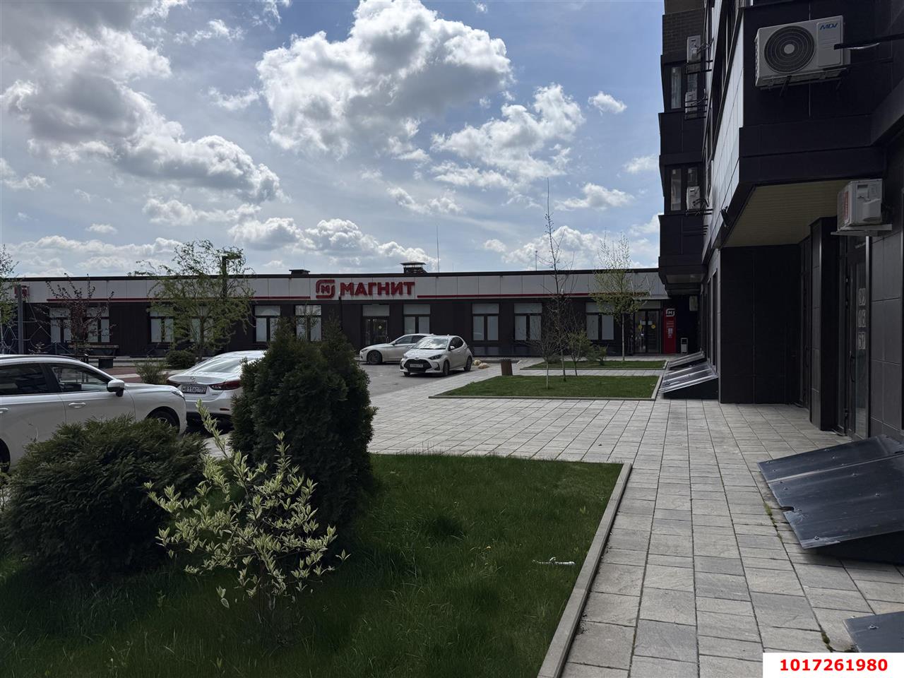 Фото №5: Торговое помещение <span class="whitespace-nowrap">50 м²</span>, <span class="whitespace-nowrap">1/18 эт.</span> - Краснодар, Прикубанский внутригородской округ, мкр. жилой комплекс Ракурс, ул. имени Героя Ростовского, 8к2