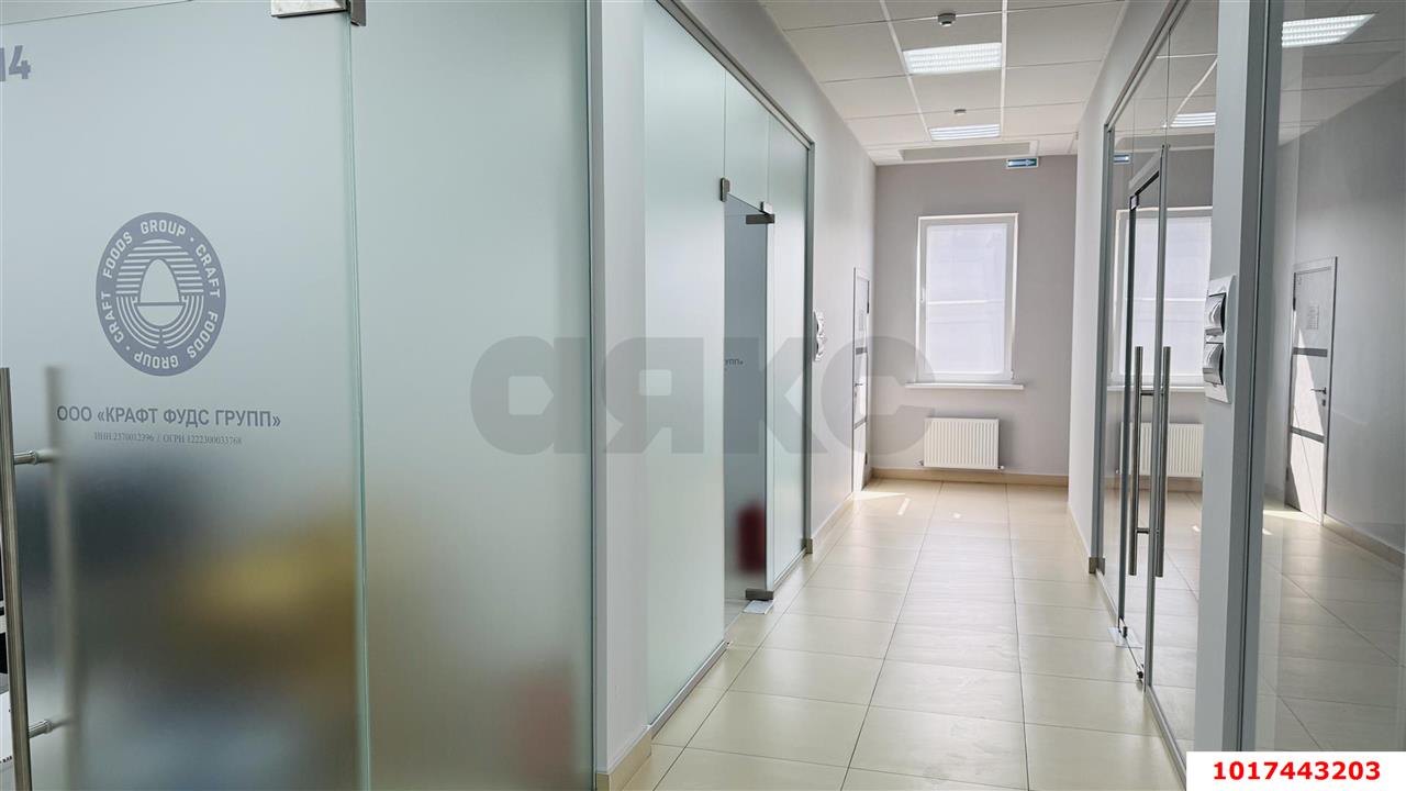 Фото №4: Офисное помещение <span class="whitespace-nowrap">263 м²</span>, <span class="whitespace-nowrap">2/2 эт.</span> - Краснодар, Прикубанский внутригородской округ, мкр. КП Близкий, ул. Ивана Шкабуры, 8