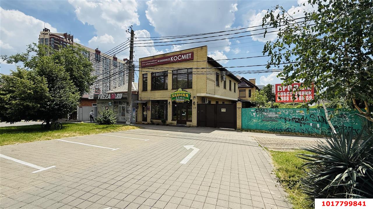 Фото №1: Торговое помещение <span class="whitespace-nowrap">120 м²</span>, <span class="whitespace-nowrap">2/2 эт.</span> - Краснодар, Прикубанский внутригородской округ, мкр. 40 лет Победы, ул. имени 40-летия Победы, 116