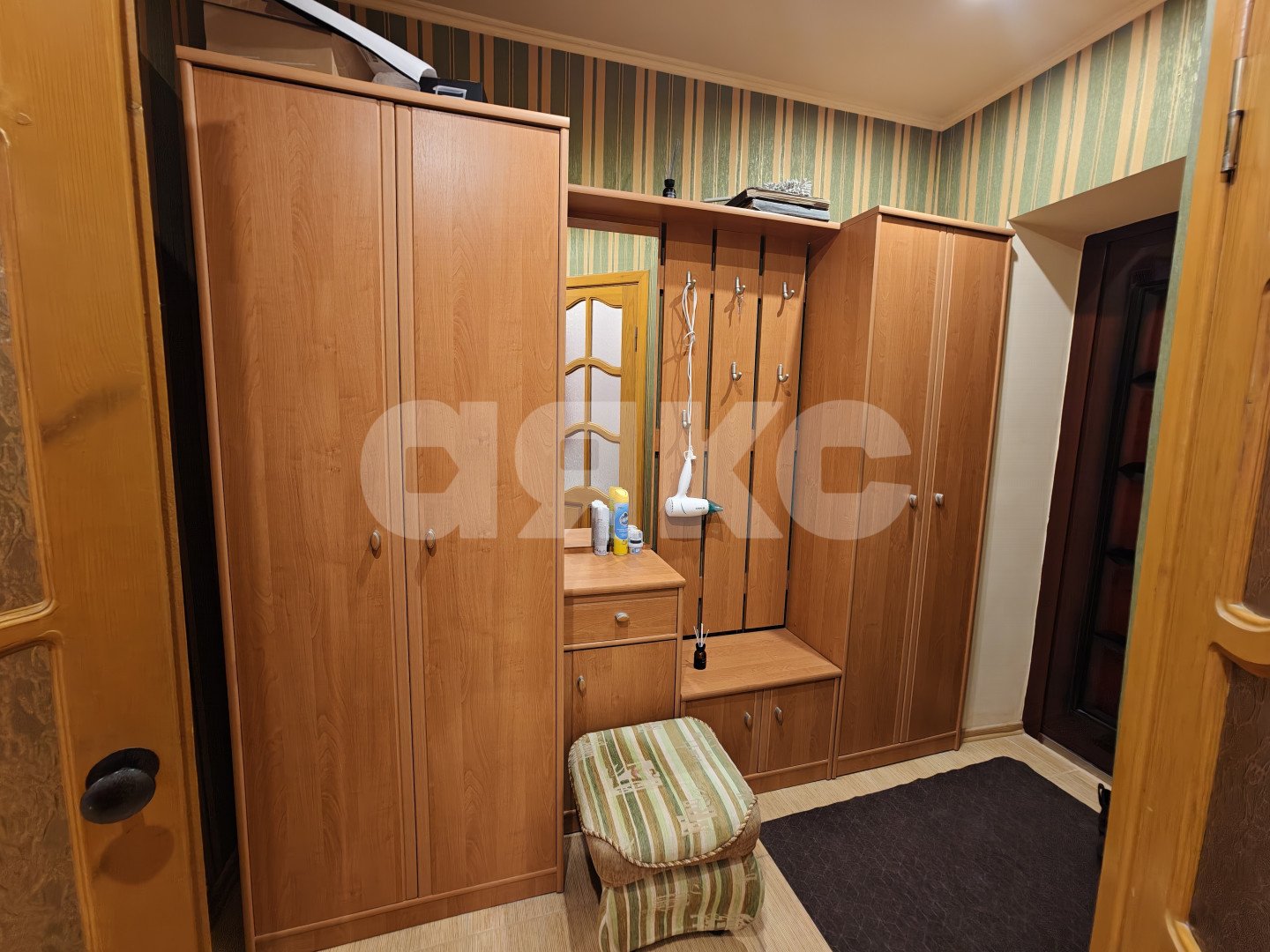 Фото №4: 3-комнатная квартира <span class="whitespace-nowrap">43 м²</span>, <span class="whitespace-nowrap">2/2 эт.</span> - Кореновск, мкр. 1-й квартал, ул. Карла Маркса, 184