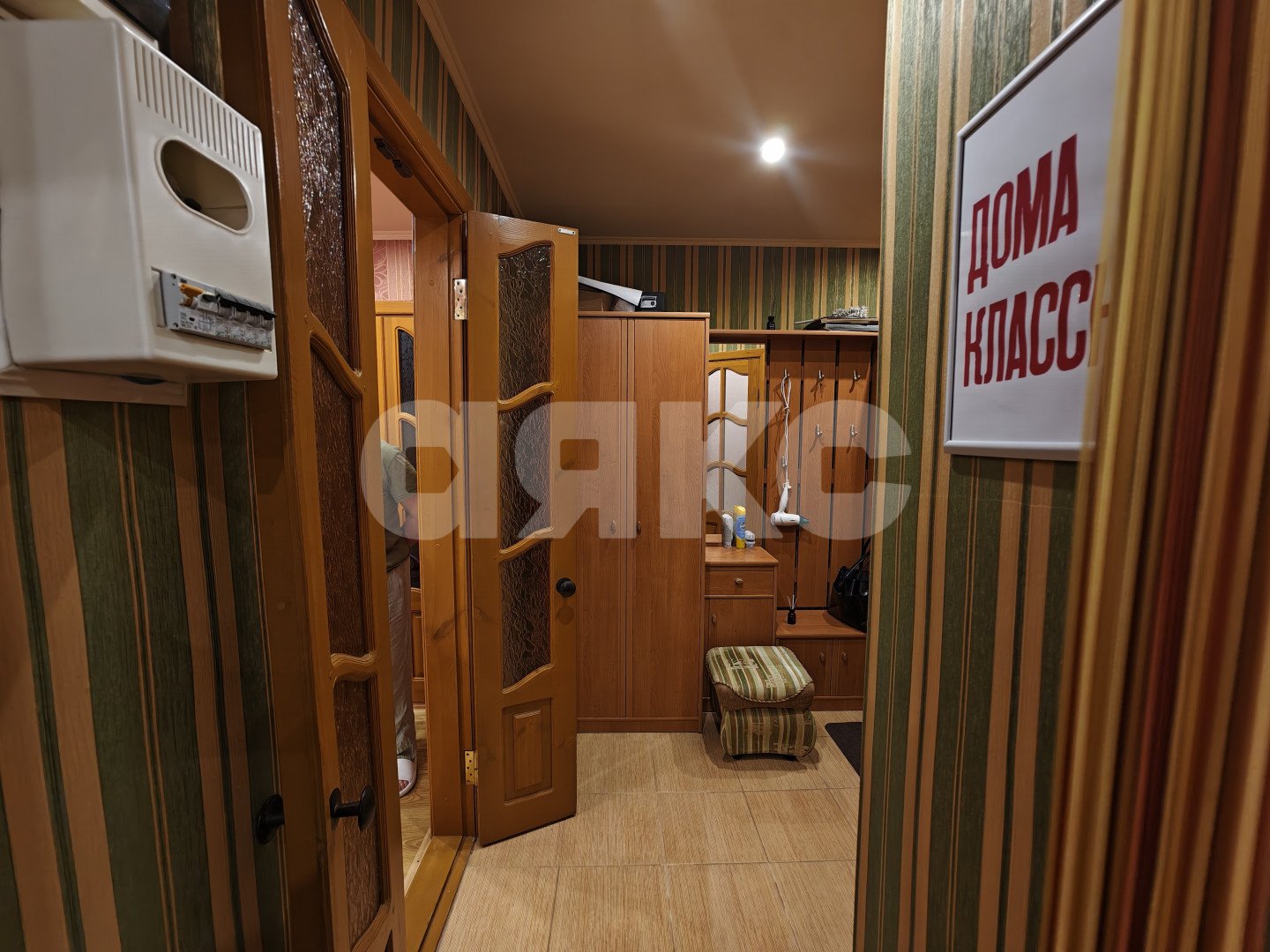 Фото №5: 3-комнатная квартира <span class="whitespace-nowrap">43 м²</span>, <span class="whitespace-nowrap">2/2 эт.</span> - Кореновск, мкр. 1-й квартал, ул. Карла Маркса, 184