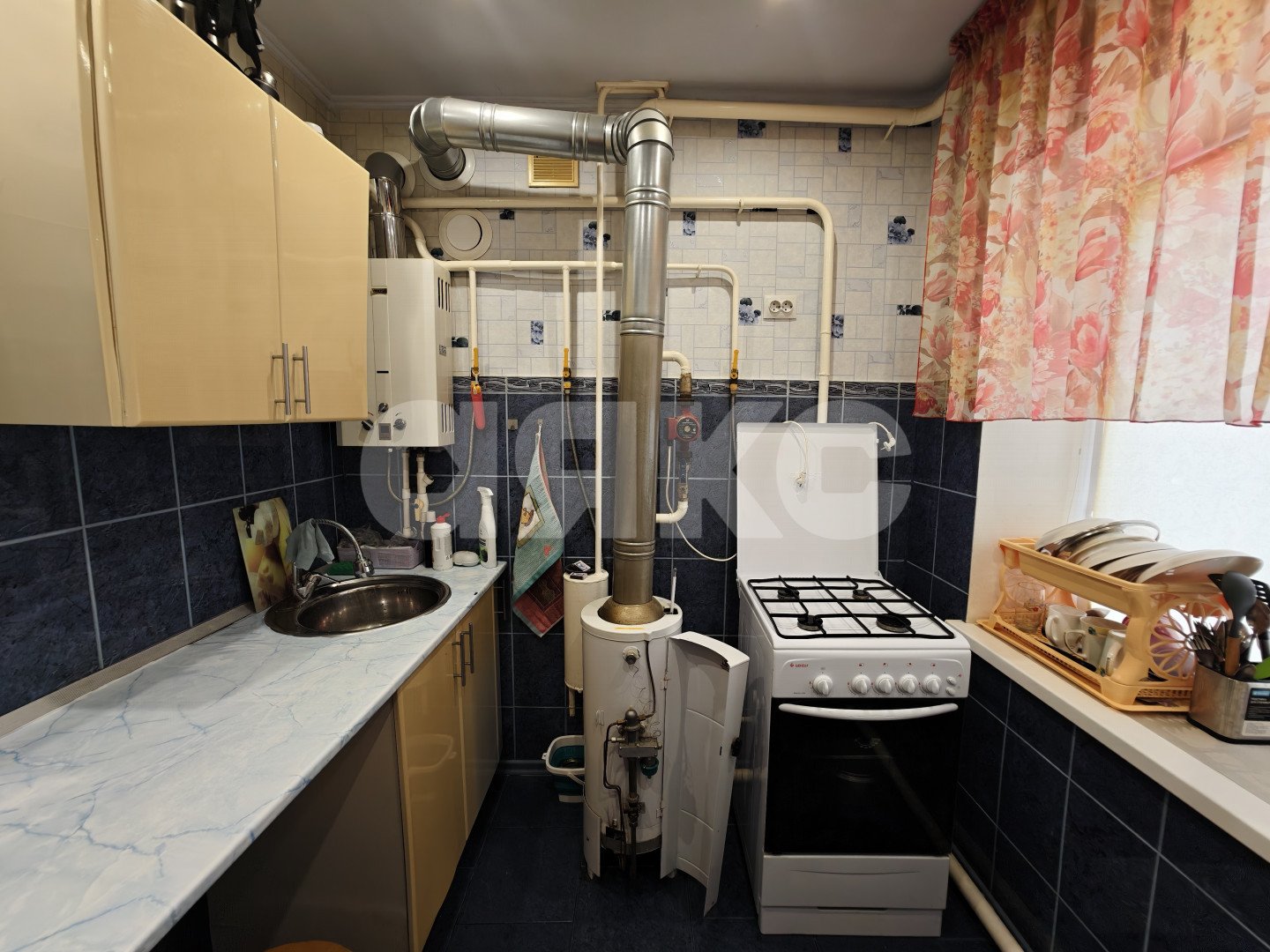 Фото №6: 3-комнатная квартира <span class="whitespace-nowrap">43 м²</span>, <span class="whitespace-nowrap">2/2 эт.</span> - Кореновск, мкр. 1-й квартал, ул. Карла Маркса, 184