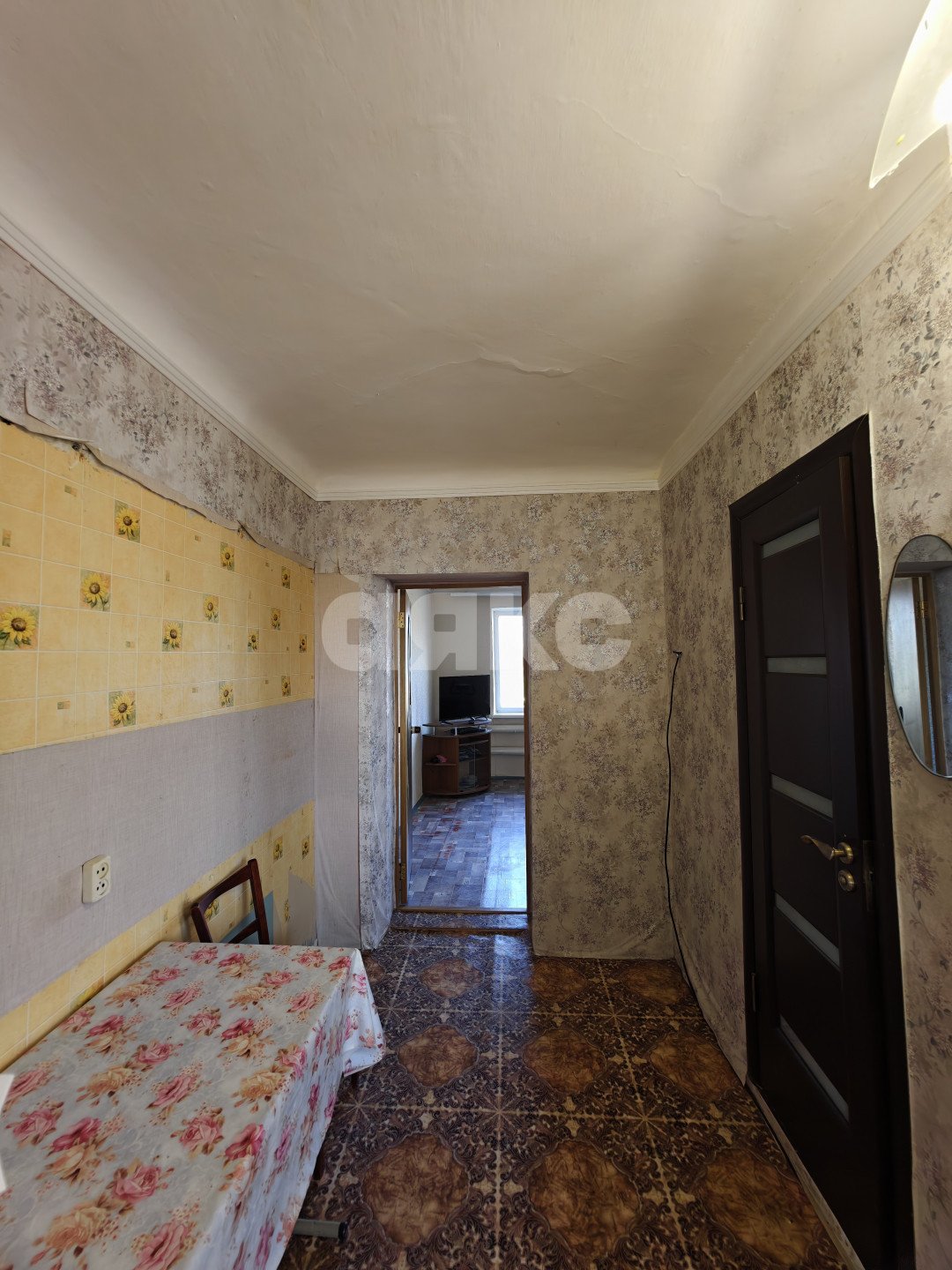 Фото №8: 3-комнатная квартира <span class="whitespace-nowrap">61 м²</span>, <span class="whitespace-nowrap">2/2 эт.</span> - Южный, ул. Краснооктябрьская, 50
