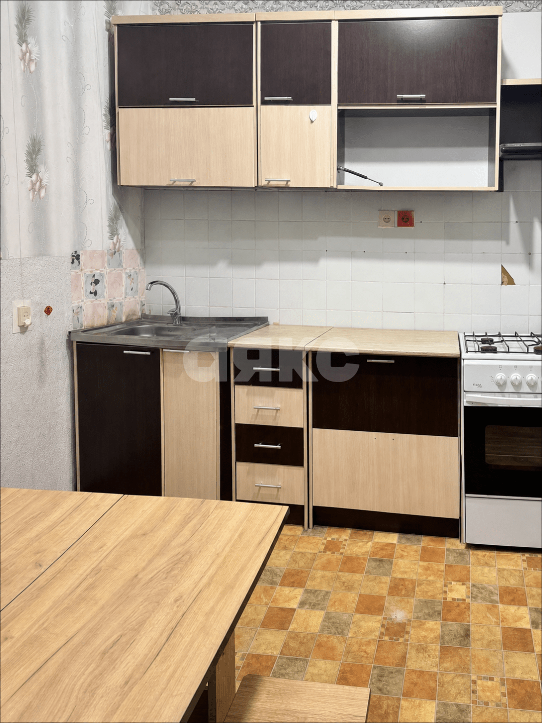 Фото №5: 3-комнатная квартира <span class="whitespace-nowrap">65 м²</span>, <span class="whitespace-nowrap">5/9 эт.</span> - Армавир, ул. Ковтюха, 134