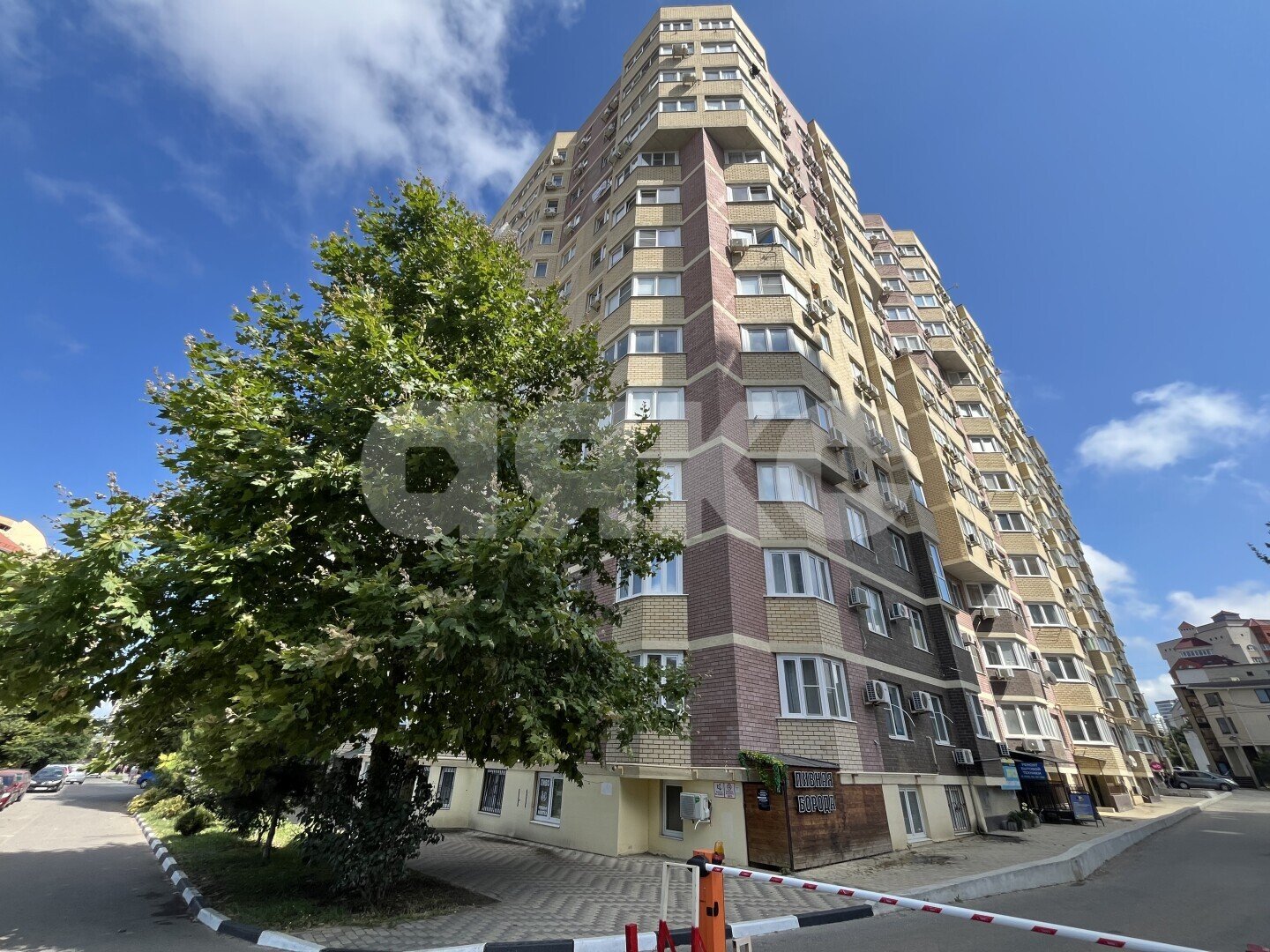 Фото №1: Апартаменты <span class="whitespace-nowrap">61 м²</span>, <span class="whitespace-nowrap">-1/13 эт.</span> - Анапа, мкр. 3Б, ул. Владимирская, 150