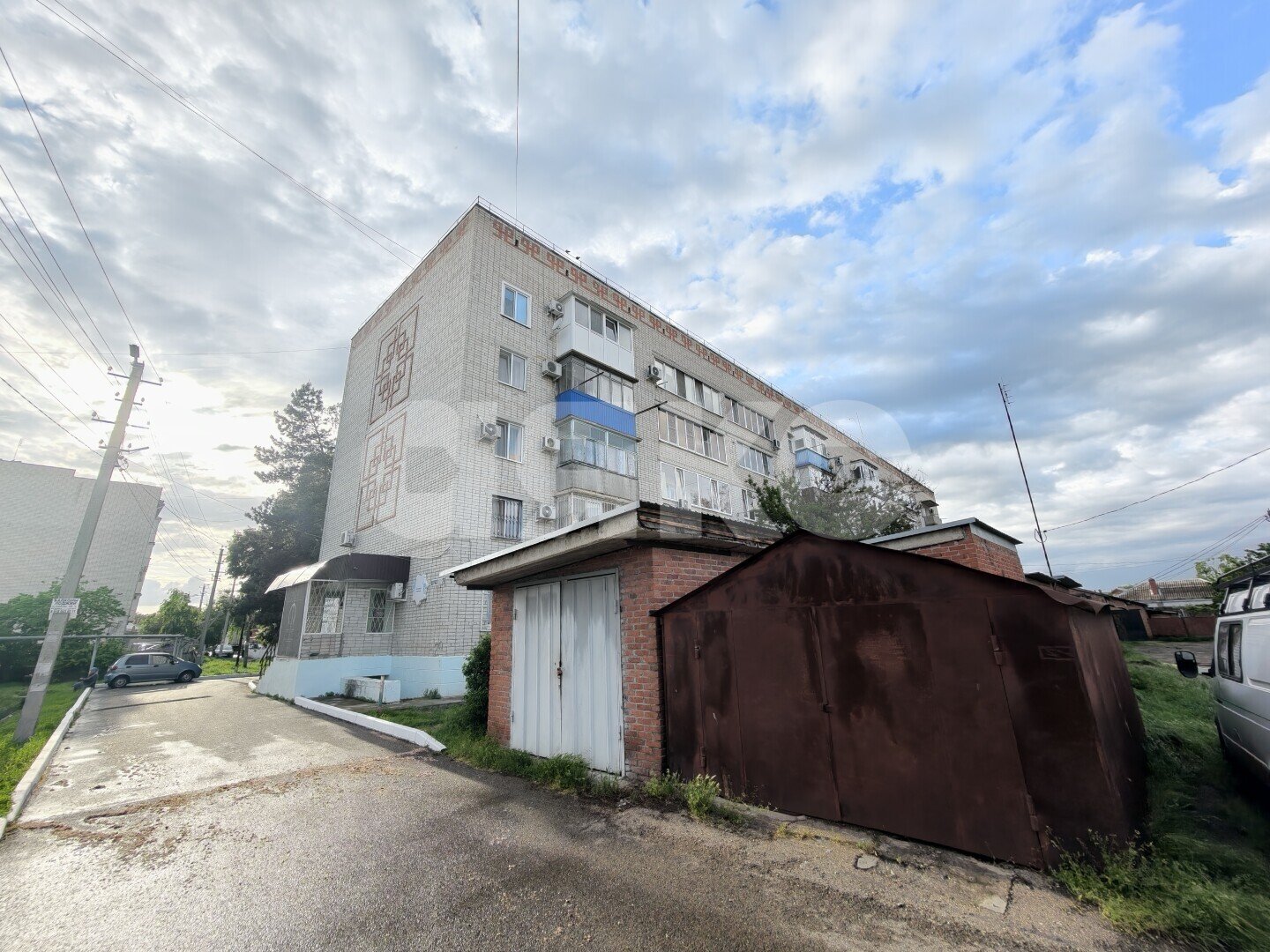 Фото №8: 1-комнатная квартира <span class="whitespace-nowrap">31 м²</span>, <span class="whitespace-nowrap">1/5 эт.</span> - Кореновск, мкр. 2-й квартал, ул. Фрунзе, 29