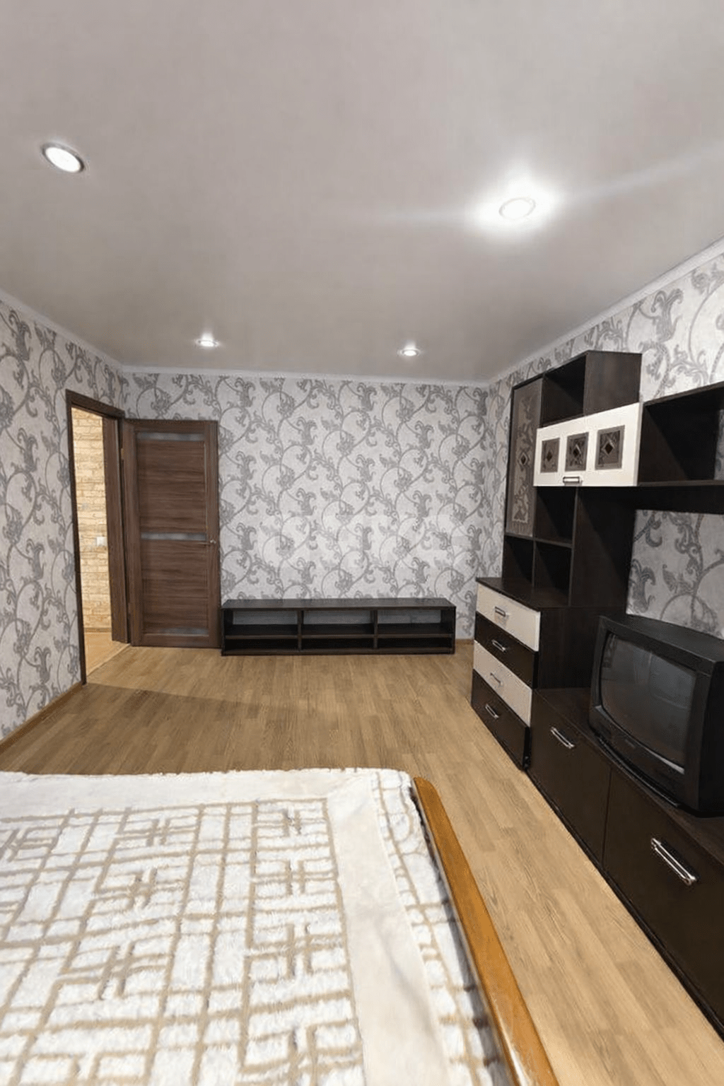 Фото №3: 1-комнатная квартира <span class="whitespace-nowrap">31 м²</span>, <span class="whitespace-nowrap">1/5 эт.</span> - Кореновск, мкр. 2-й квартал, ул. Фрунзе, 29