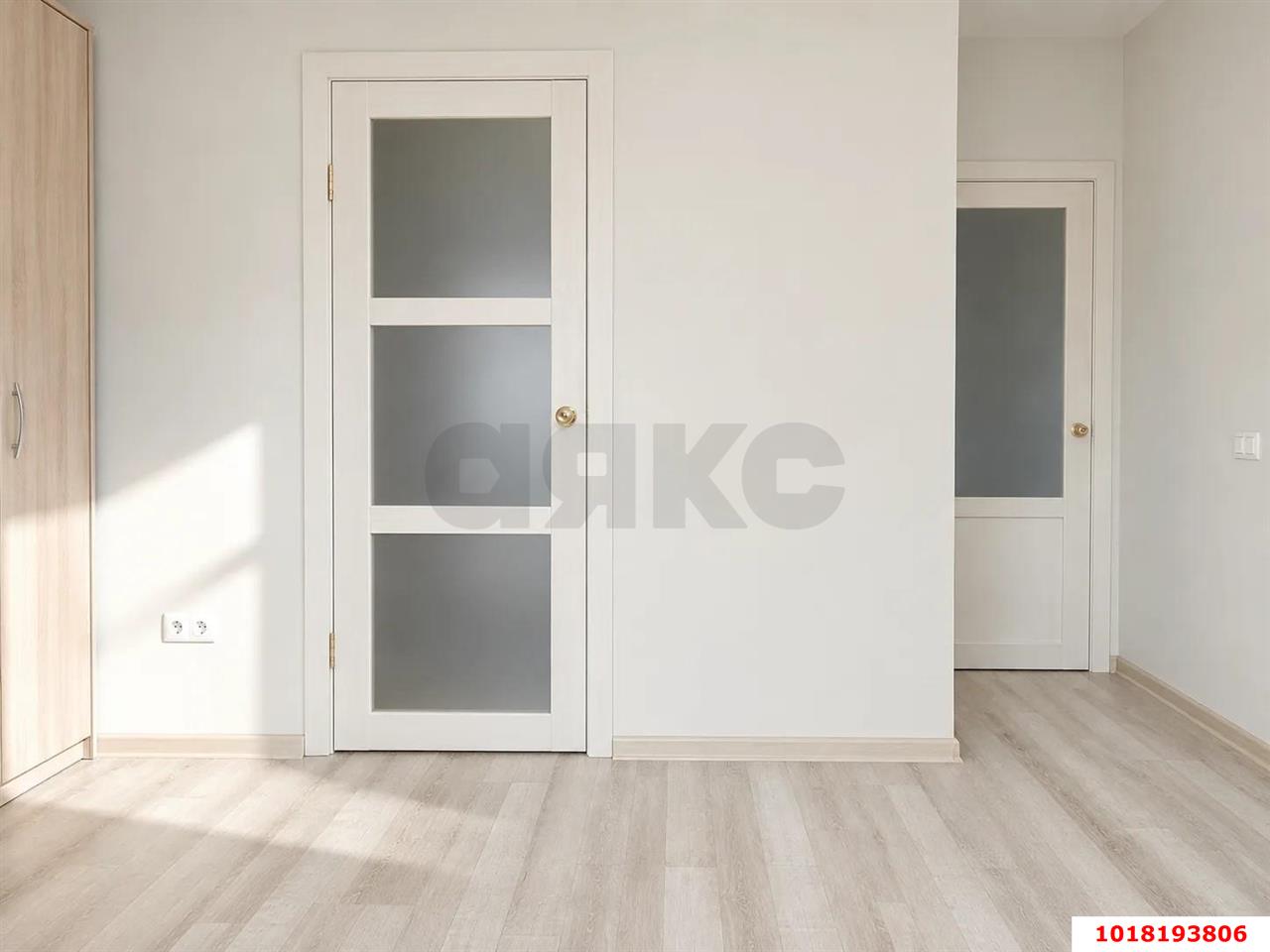 Фото №5: 1-комнатная квартира <span class="whitespace-nowrap">48 м²</span>, <span class="whitespace-nowrap">3/17 эт.</span> - Краснодар, Прикубанский внутригородской округ, Музыкальный, ЖК Времена Года, мкр. имени Петра Метальникова, ул. Петра Метальникова, 5к1