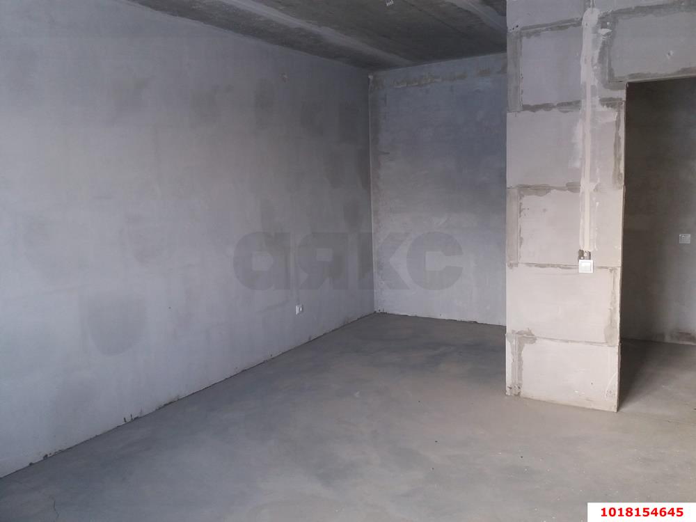 Фото №2: 1-комнатная квартира <span class="whitespace-nowrap">36 м²</span>, <span class="whitespace-nowrap">15/16 эт.</span> - Краснодар, Прикубанский внутригородской округ, мкр. 2-я Площадка, ул. Ветеранов, 85к4