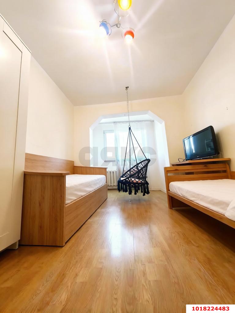 Фото №5: 3-комнатная квартира <span class="whitespace-nowrap">68 м²</span>, <span class="whitespace-nowrap">6/9 эт.</span> - Краснодар, Карасунский внутригородской округ, мкр. Комсомольский, ул. Уральская, 172