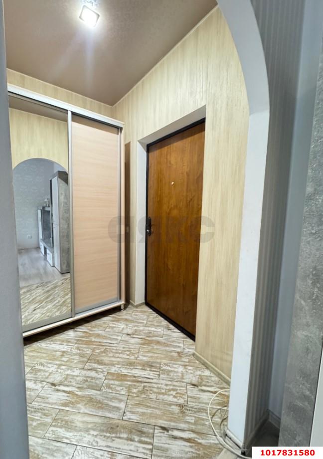 Фото №5: 1-комнатная квартира <span class="whitespace-nowrap">28 м²</span>, <span class="whitespace-nowrap">1/9 эт.</span> - Краснодар, Прикубанский внутригородской округ, имени Петра Метальникова, мкр. ЖК Любимый Дом, ул. Московская, 133к4
