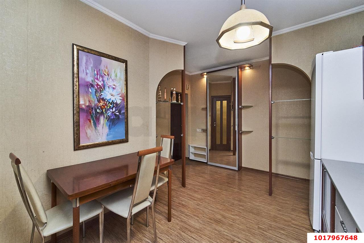 Фото №6: 1-комнатная квартира <span class="whitespace-nowrap">37 м²</span>, <span class="whitespace-nowrap">3/4 эт.</span> - Краснодар, Центральный внутригородской округ, мкр. Табачная Фабрика, пр-д Ипподромный