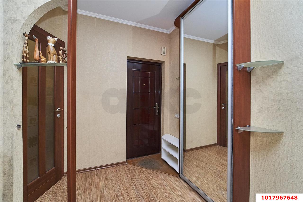 Фото №11: 1-комнатная квартира <span class="whitespace-nowrap">37 м²</span>, <span class="whitespace-nowrap">3/4 эт.</span> - Краснодар, Центральный внутригородской округ, мкр. Табачная Фабрика, пр-д Ипподромный