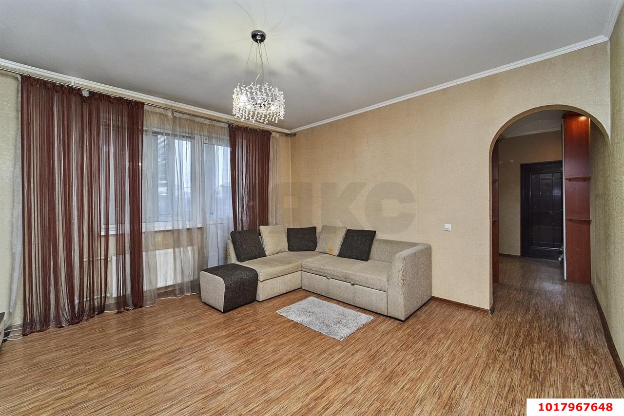 Фото №3: 1-комнатная квартира <span class="whitespace-nowrap">37 м²</span>, <span class="whitespace-nowrap">3/4 эт.</span> - Краснодар, Центральный внутригородской округ, мкр. Табачная Фабрика, пр-д Ипподромный