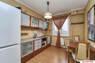 Фото №1: 1-комнатная квартира <span class="whitespace-nowrap">35 м²</span>, <span class="whitespace-nowrap">3/4 эт.</span> - Краснодар, мкр. Табачная Фабрика, пр-д Ипподромный